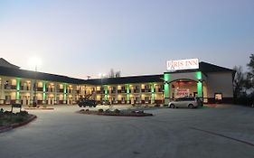 Paris Inn & Suites